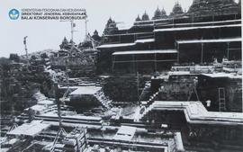 Foto Proyek Pemugaran Candi Borobudur Bulan Maret 1977