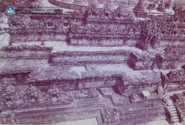 Situasi candi Borobudur dan sekitarnya dilihat dari atas tower crane- pemotretan diambil dari seg...