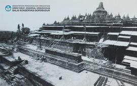 Foto Proyek Pemugaran Candi Borobudur Bulan Maret 1977