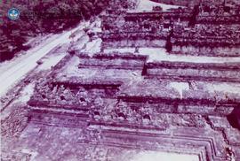 Situasi candi Borobudur dan sekitarnya dilihat dari atas tower crane- pemotretan diambil dari seg...