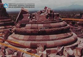 Stupa yang runtuh. Tanggal: 21-1-1985. Lokasi:Stupa tingkat II no.23