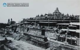 Foto Proyek Pemugaran Candi Borobudur Bulan Mei 1977