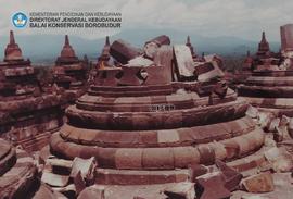 Stupa yang runtuh. Tanggal: 21-1-1985. Lokasi:Stupa tingkat I no.27