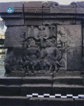 Sisi Selatan. Relief Pagar Langkan Lorong II Tampak Dalam. Bidang H.