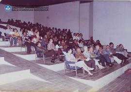 8 Juni 1982. Jamuan makan malam untuk peserta Sidang CC XI yang diselenggrakan oleh Dirjen Kebuda...