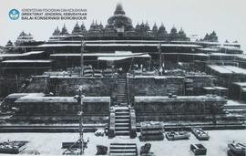 Foto Proyek Pemugaran Candi Borobudur Bulan Maret 1977