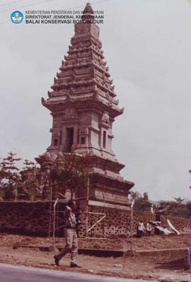 Peserta Sidang CC VIII 1979 sedang rekreasi