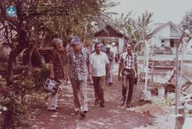 Peserta Sidang CC VIII 1979 sedang rekreasi