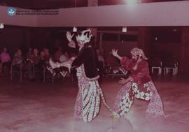 Sidang CC/VII/78. Para Peserta Sidang CC sedang menikmati malam kesenian di Purna Budaya Bulaksum...