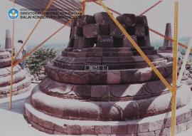 Susunan sementara stupa tingkat III No.3.23-1-1985